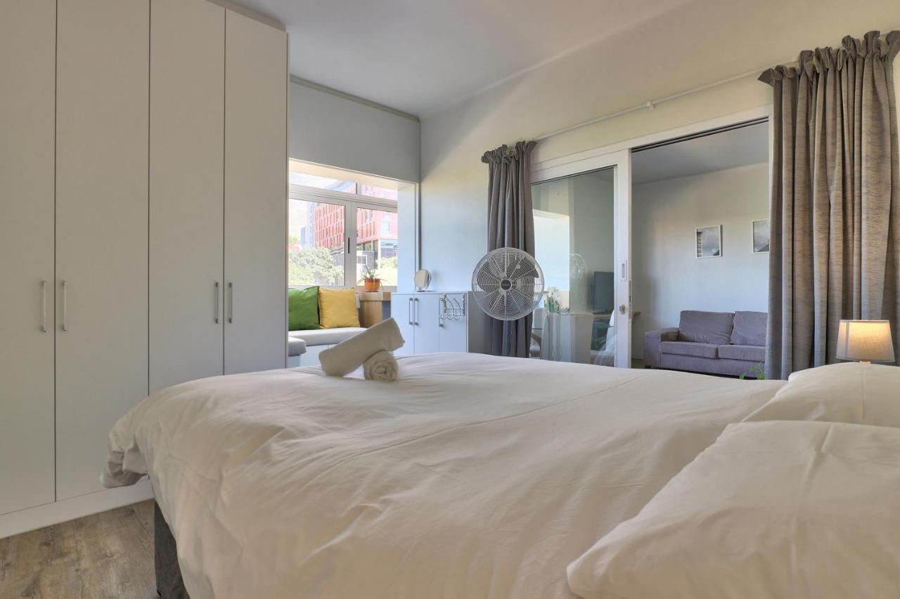 Skyways Apartment Cape Town Exterior photo